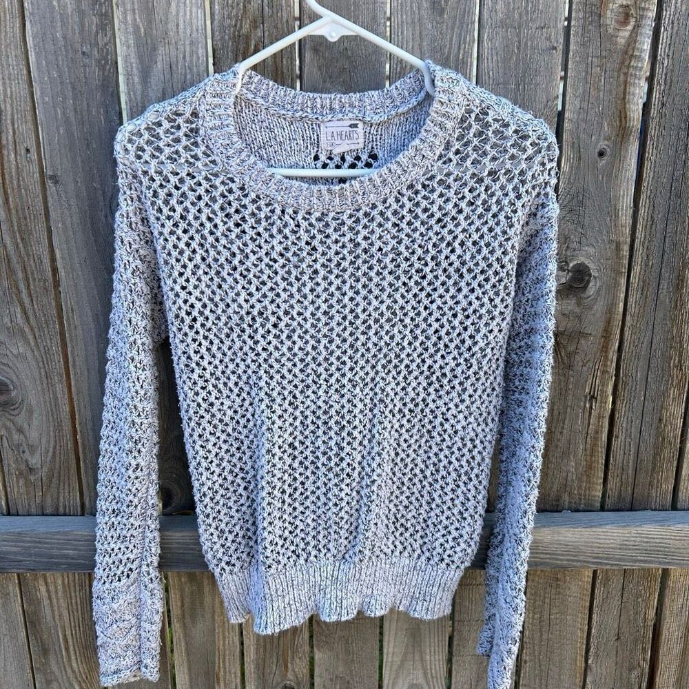 LA Hearts sweater long sleeve size small